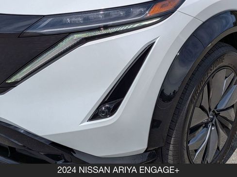 Used 2024 Nissan Ariya AWD image 10