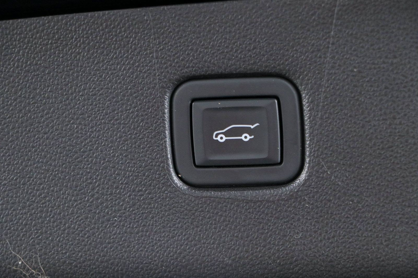 Used 2020 Chevrolet Blazer LT FWD image 29