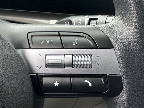 Used 2025 Hyundai Tucson SE image 26