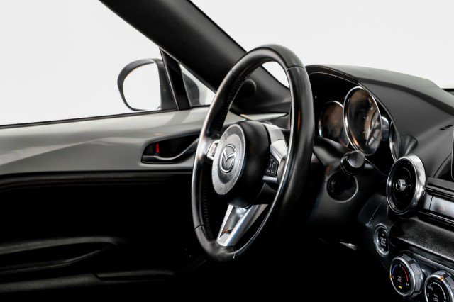 Used 2016 MAZDA MX-5 Miata Grand Touring RWD image 15