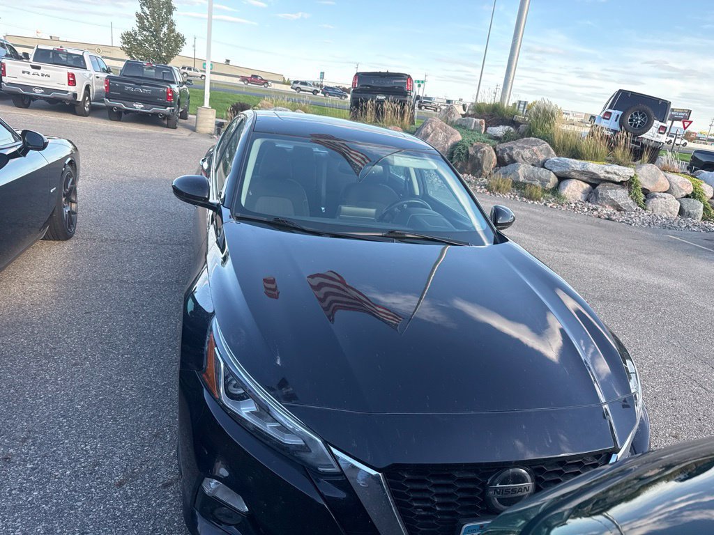 Used 2019 Nissan Altima 2.5 SV AWD/4WD image 3