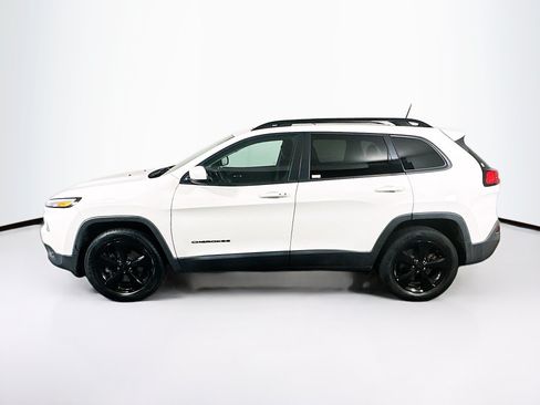 Used 2018 Jeep Cherokee Limited w/ High Altitude Package AWD/4WD image 4