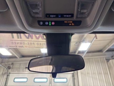 Used 2023 Chevrolet Equinox LT image 14