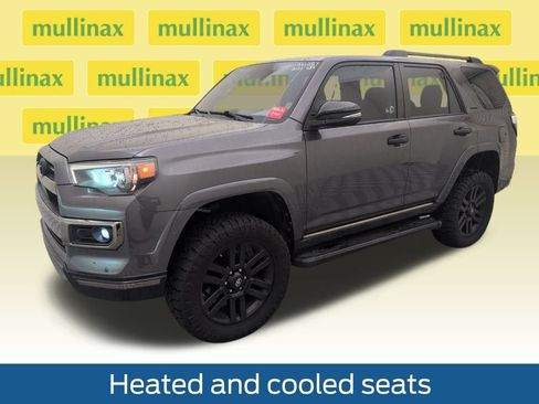 Used 2021 Toyota 4Runner Nightshade image 12