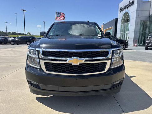 Used 2017 Chevrolet Tahoe LT RWD image 2