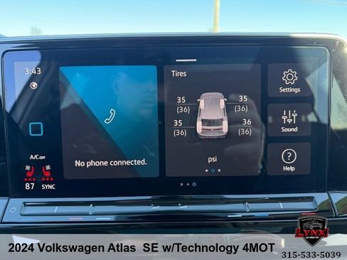 Used 2024 Volkswagen Atlas SE image 18
