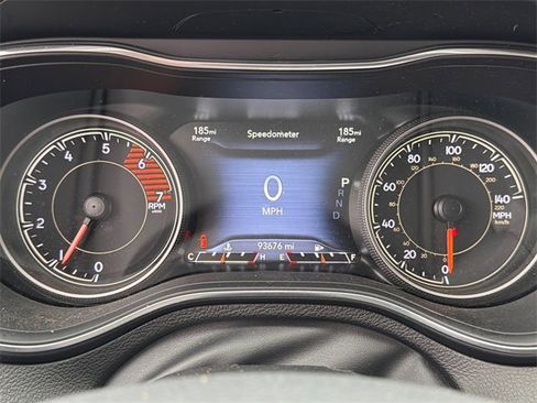 Used 2021 Jeep Cherokee Latitude Lux w/ Comfort/Convenience Group image 26