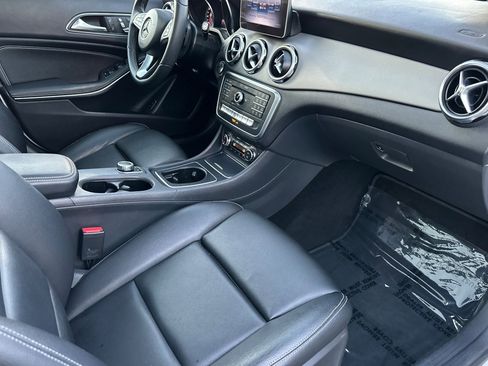 Used 2018 Mercedes-Benz GLA 250 image 15