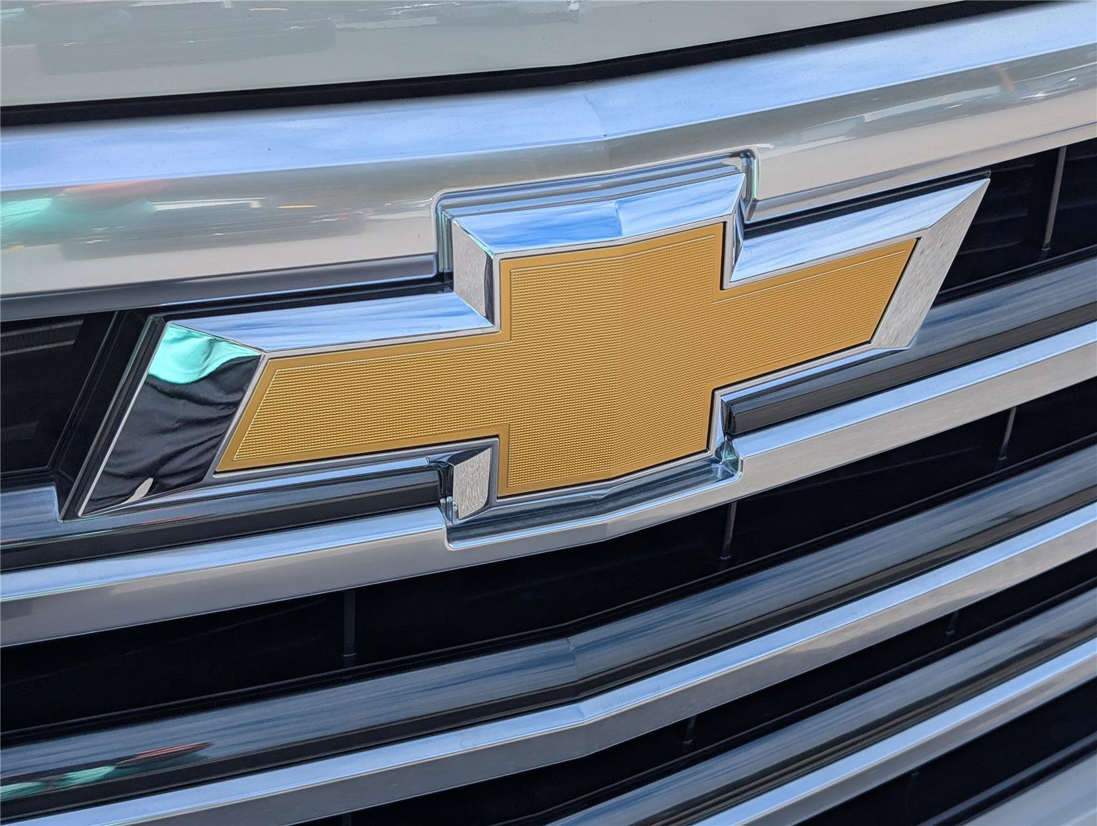 Used 2026 Chevrolet Silverado 1500 High Country AWD/4WD image 5