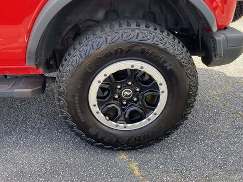 Used 2023 Ford Bronco Black Diamond w/ Sasquatch Package AWD/4WD image 10