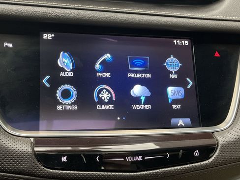 Used 2017 Cadillac XT5 Luxury w/ Driver Awareness Package image 19