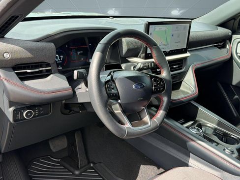 Certified 2025 Ford Explorer ST-Line RWD image 4