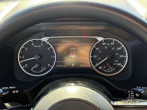 Used 2023 Nissan Rogue SV image 18