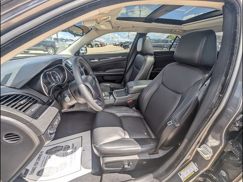 Used 2023 Chrysler 300 Touring L w/ Popular Equipment Group RWD image 20