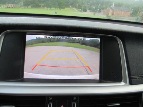 Used 2019 Kia Optima S FWD image 12