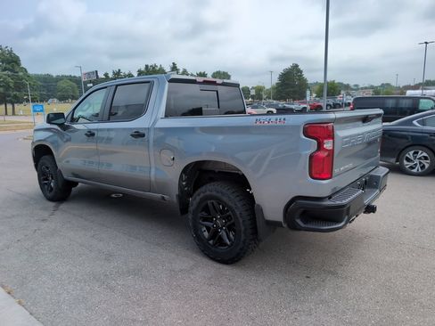 Used 2024 Chevrolet Silverado 1500 LT Trail Boss w/ Convenience Package II AWD/4WD image 6