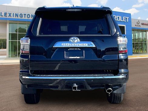 Used 2022 Toyota 4Runner Limited image 4