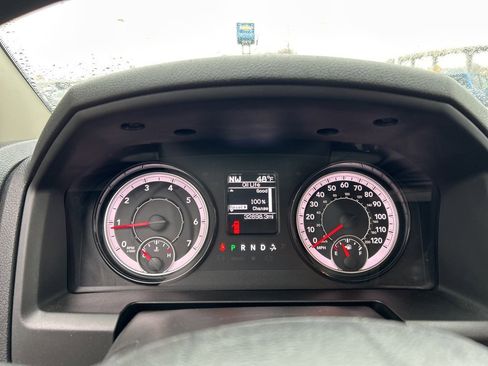 Used 2024 RAM 1500 Classic SLT image 17