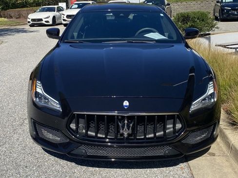 Used 2022 Maserati Quattroporte Modena image 3