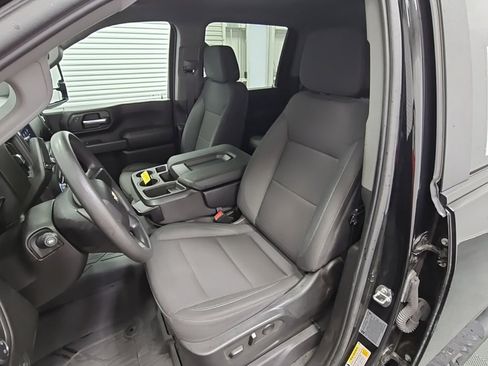 Used 2024 Chevrolet Silverado 2500 Custom w/ Custom Value Package image 23