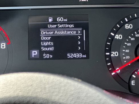 Certified 2022 Kia Soul LX w/ Technology Package image 26