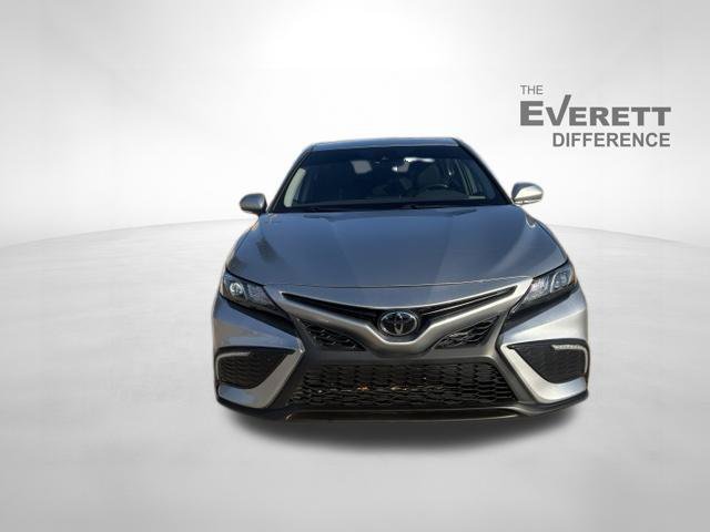 Used 2023 Toyota Camry SE w/ Convenience Package FWD image 2
