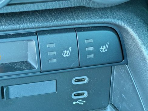 Used 2025 MAZDA MX-5 Miata RF Club image 19