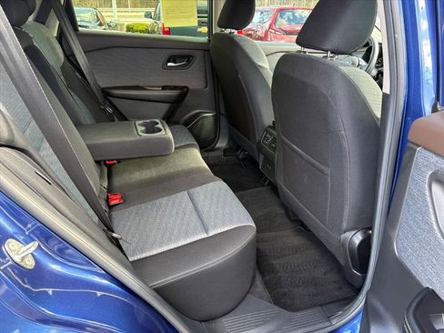 Certified 2023 Nissan Rogue SV image 21