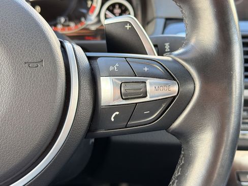 Used 2014 BMW 550i xDrive Sedan image 22