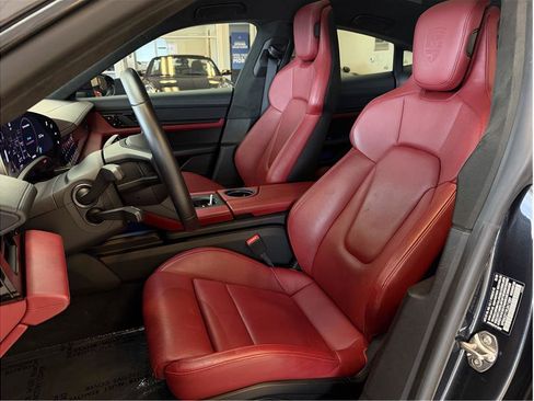 Used 2020 Porsche Taycan AWD/4WD image 23