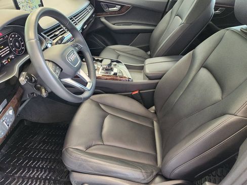 Used 2018 Audi Q7 3.0T Prestige AWD/4WD image 12