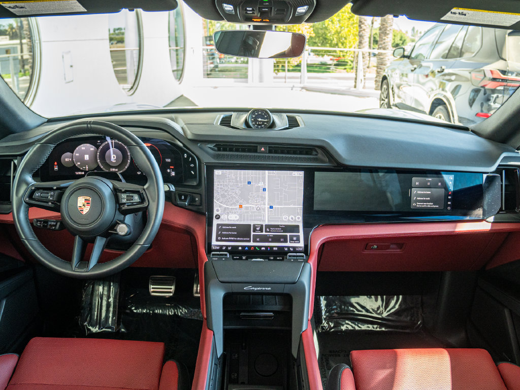 Certified 2026 Porsche Cayenne Electric AWD/4WD image 17