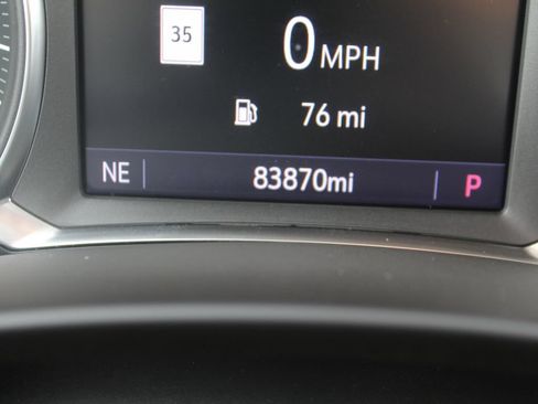 Used 2022 GMC Terrain SLT w/ Infotainment Package II FWD image 20