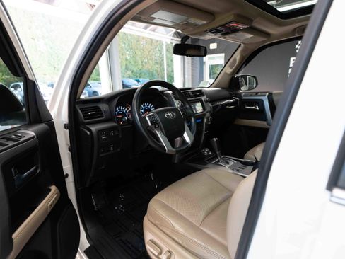 Used 2019 Toyota 4Runner Limited image 8