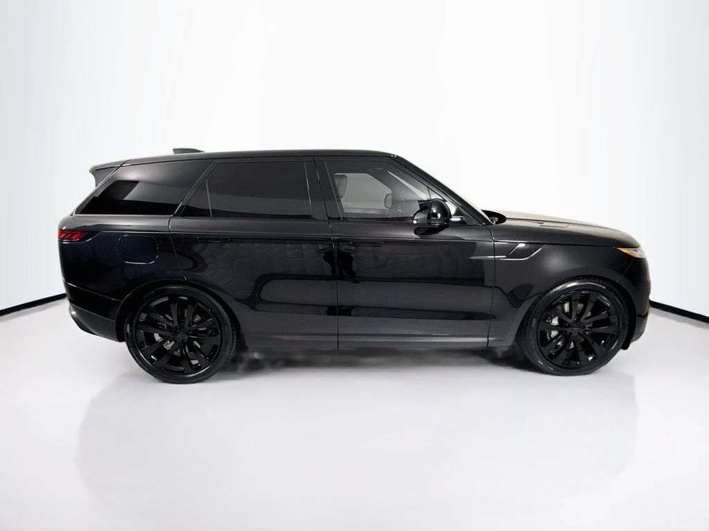 New 2026 Land Rover Range Rover Sport SE AWD/4WD image 4