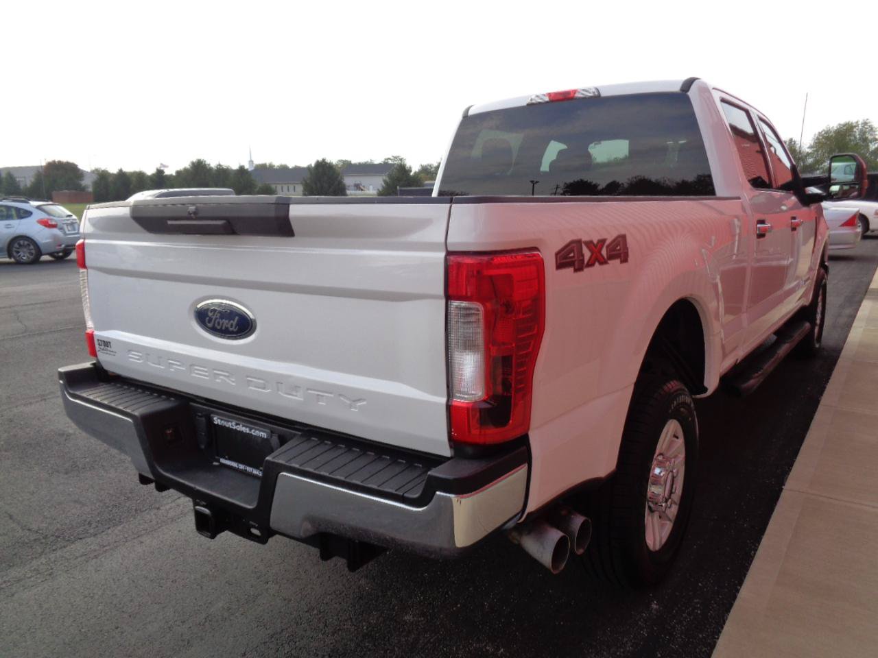 Used 2017 Ford F250 XLT AWD/4WD image 5