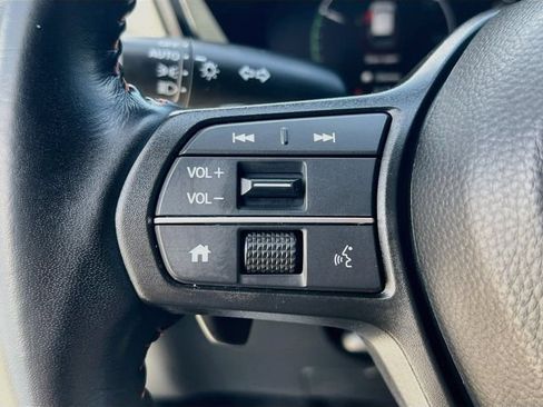 Used 2025 Honda CR-V Sport-L image 17
