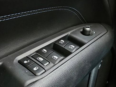 Used 2026 Jeep Compass Latitude w/ Quick Order Package 29K AWD/4WD image 25