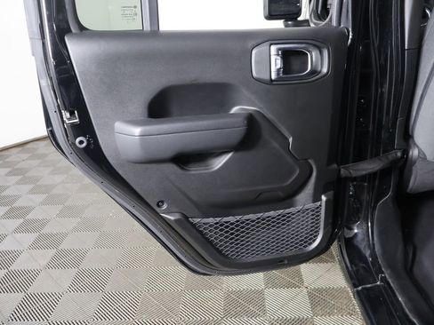 Used 2025 Jeep Wrangler Unlimited Sport AWD/4WD image 22