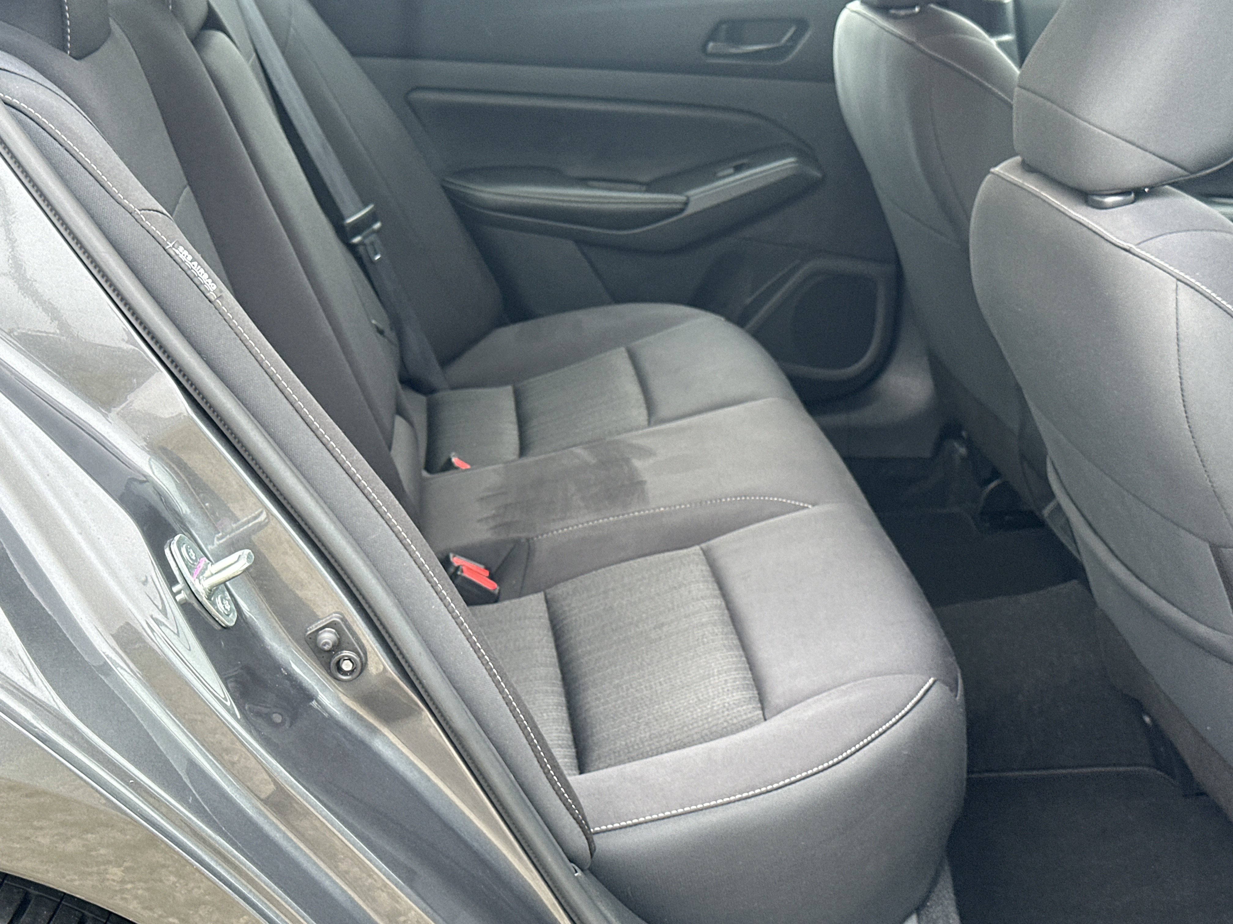 Used 2024 Nissan Altima 2.5 SV FWD image 15