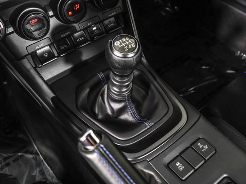 Used 2024 Subaru BRZ tS RWD image 30