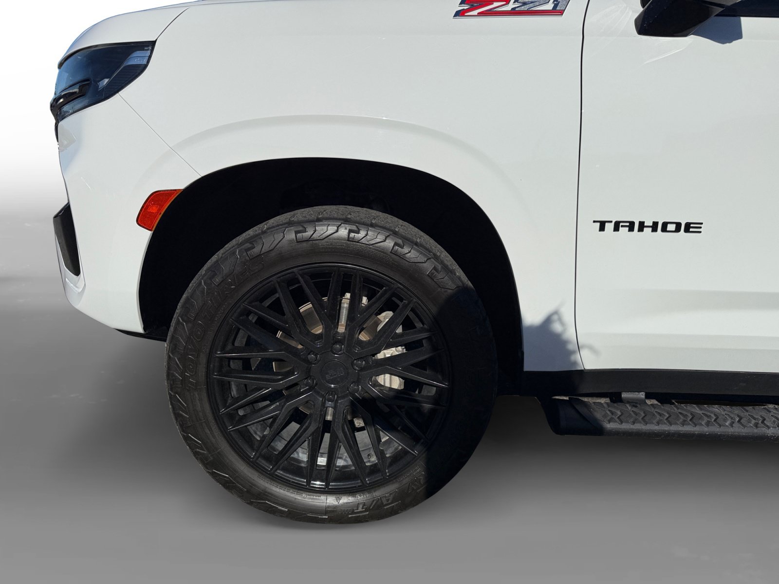 Used 2022 Chevrolet Tahoe Z71 w/ Off-Road Capability Package AWD/4WD image 9