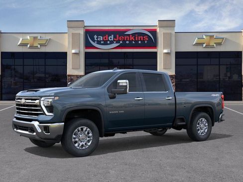 New 2026 Chevrolet Silverado 3500 LTZ image 2