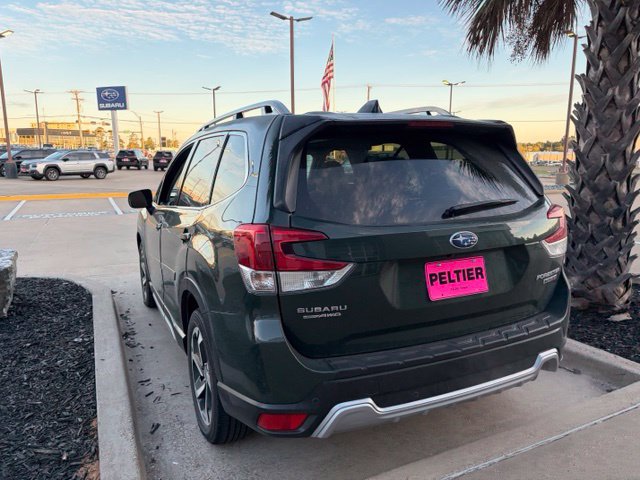 Used 2024 Subaru Forester Touring w/ Convenience Package AWD/4WD image 16