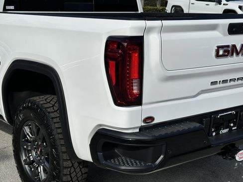 New 2026 GMC Sierra 1500 AT4X AWD/4WD image 10