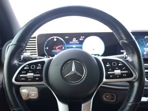Used 2020 Mercedes-Benz GLS 580 4MATIC image 17