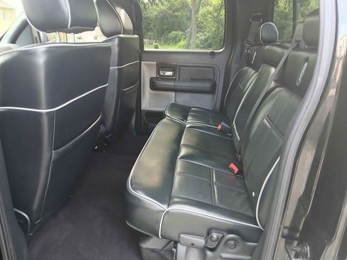 Used 2008 Lincoln Mark LT 4x4 image 16