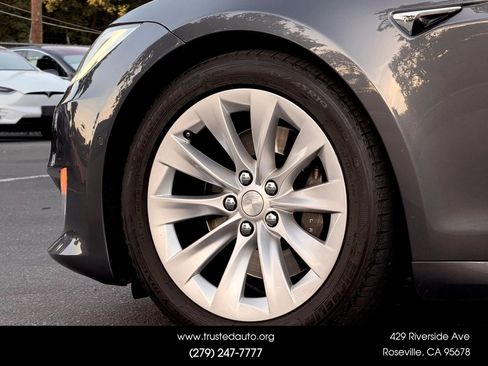 Used 2018 Tesla Model S 75D AWD/4WD image 21