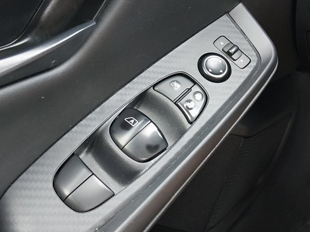 Certified 2025 Nissan Sentra S FWD image 24