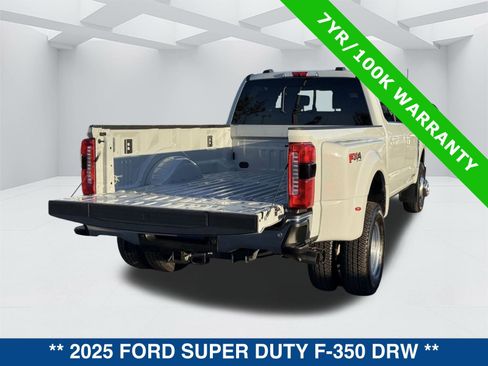 Certified 2025 Ford F350 Lariat w/ Lariat Ultimate Package image 13